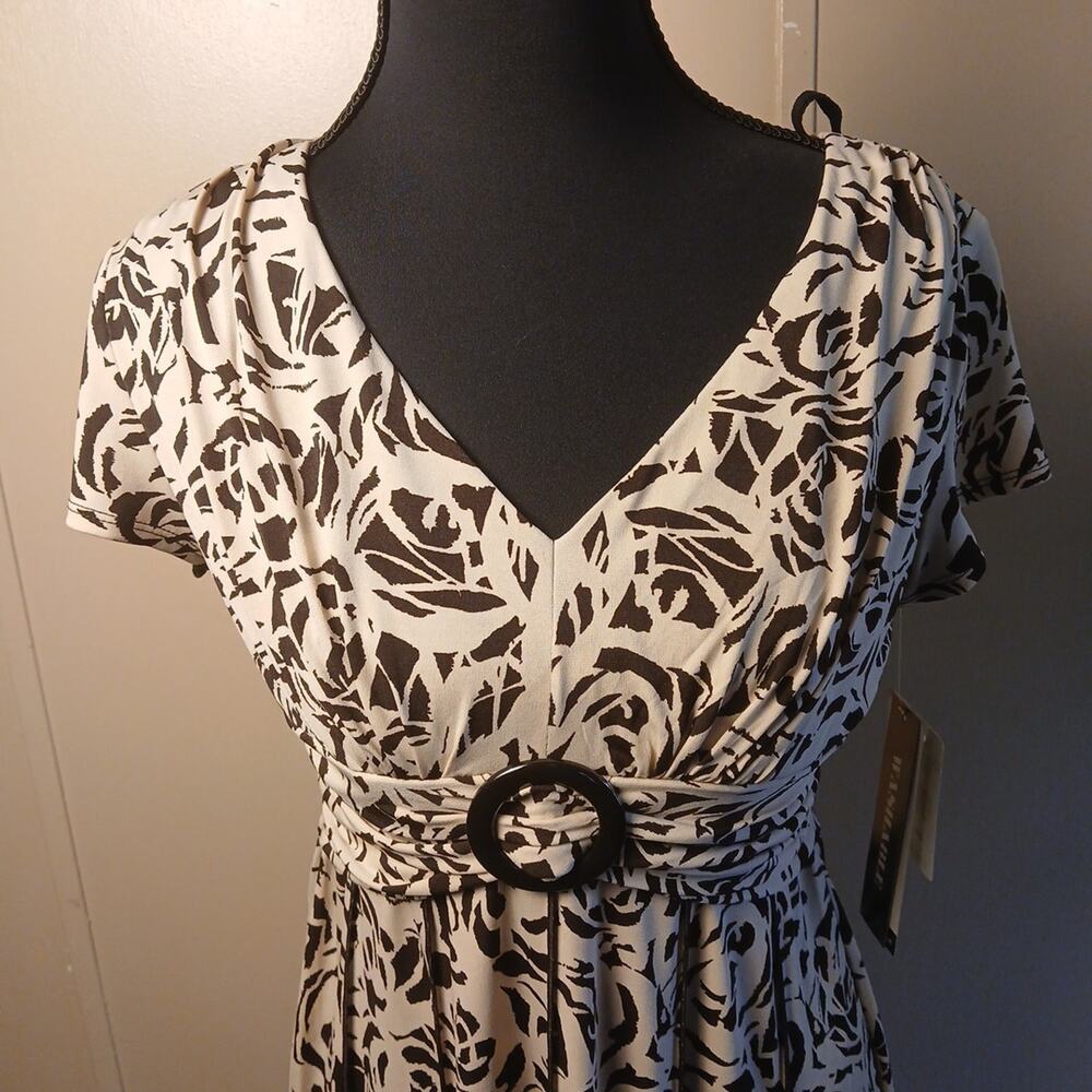 Perceptions Abstract Short Cap Sleeve Dress Beige/Brown Women's Petite 6 NWT - Picture 2 of 8